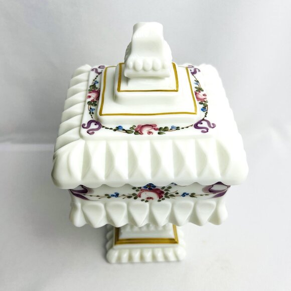 Westmoreland Milk Glass Hand-Painted Wedding Box Compote Roses & Bows 8” - Picture 3 of 12